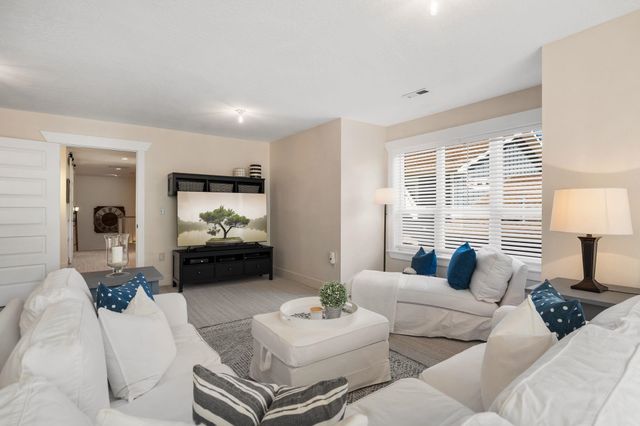 1323 S Lilac Ln, Liberty Lake, WA 99019