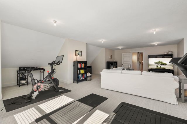 1323 S Lilac Ln, Liberty Lake, WA 99019