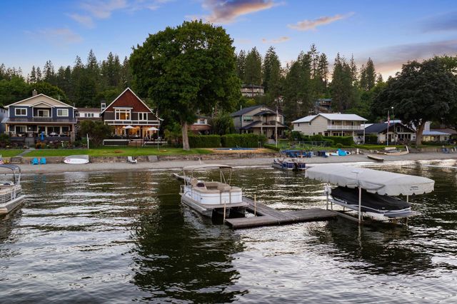 1323 S Lilac Ln, Liberty Lake, WA 99019