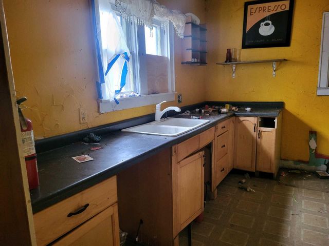 2012 March Street, Kalamazoo City, MI 49001