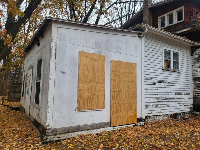 2012 March Street, Kalamazoo City, MI 49001