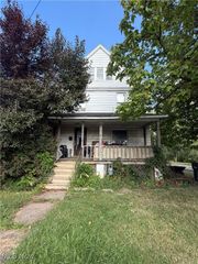 1716 Middle Avenue, Elyria, OH 44035