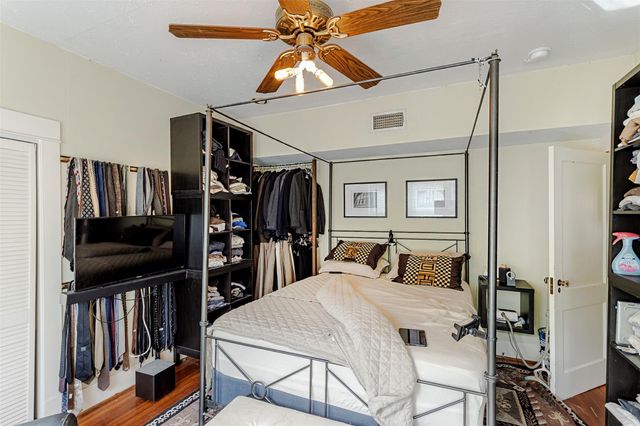 528 Hawthorne Street, Houston, TX 77006