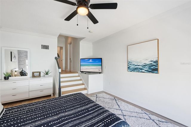 4006 5TH AVENUE, Holmes Beach, FL 34217