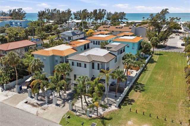4006 5TH AVENUE, Holmes Beach, FL 34217