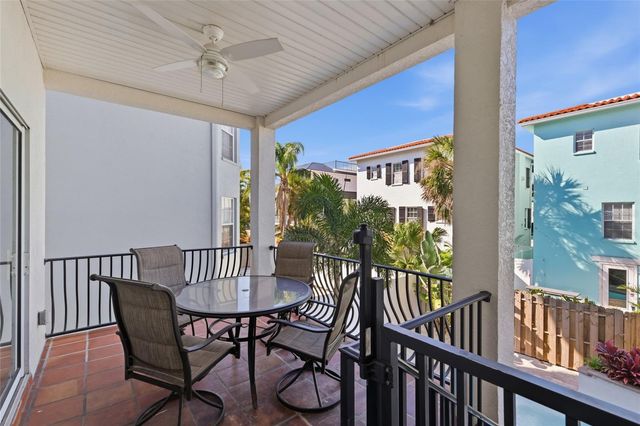 4006 5TH AVENUE, Holmes Beach, FL 34217