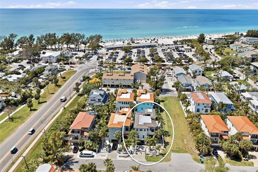4006 5TH AVENUE, Holmes Beach, FL 34217