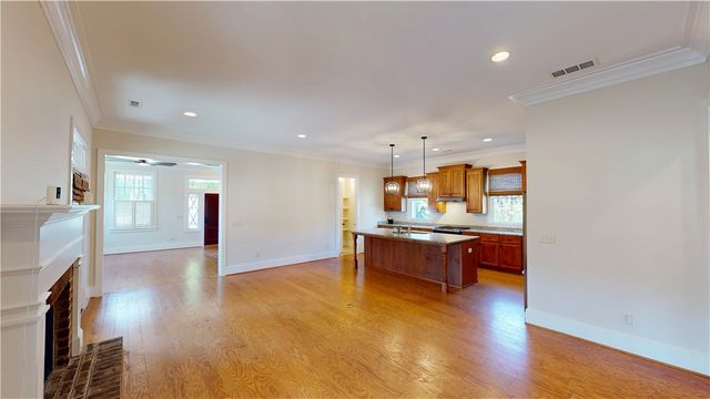 521 Pershing Avenue, Clemson, SC 29631