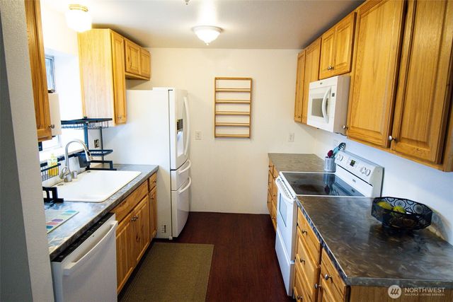 12940 Elm Avenue NW, Poulsbo, WA 98370
