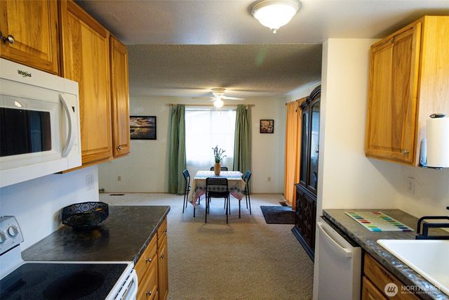 12940 Elm Avenue NW, Poulsbo, WA 98370
