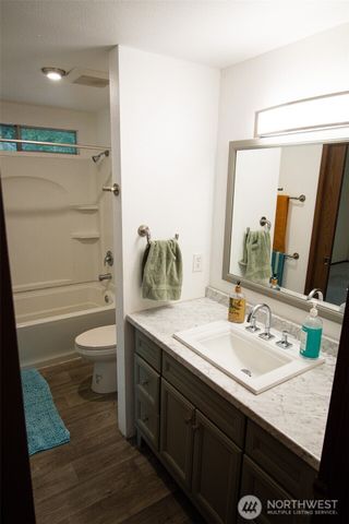 12940 Elm Avenue NW, Poulsbo, WA 98370