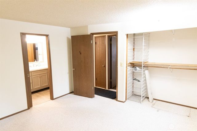12940 Elm Avenue NW, Poulsbo, WA 98370