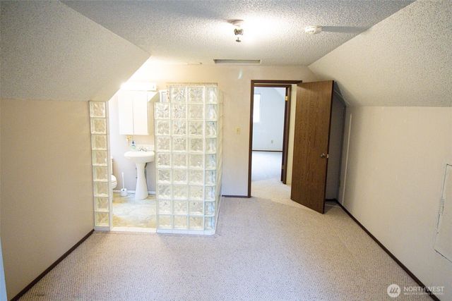 12940 Elm Avenue NW, Poulsbo, WA 98370