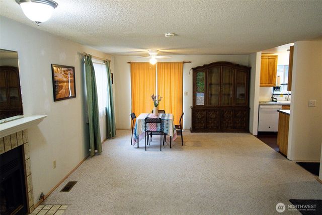 12940 Elm Avenue NW, Poulsbo, WA 98370