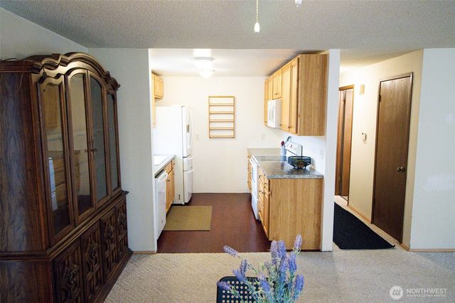 12940 Elm Avenue NW, Poulsbo, WA 98370