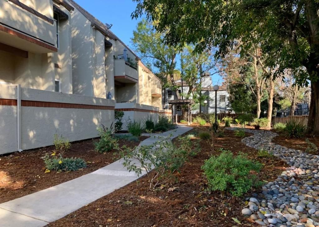 Image 1 of property listing at 1672 Branham Park Place, San Jose, CA 95118