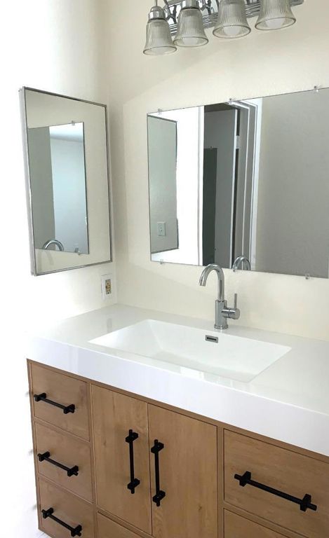 Image 20 of property listing at 1672 Branham Park Place, San Jose, CA 95118