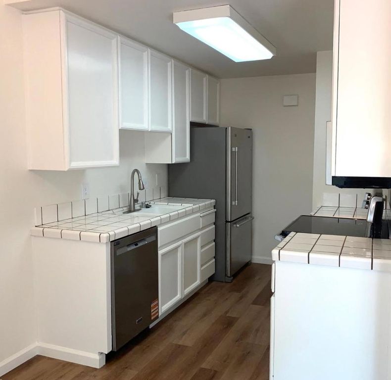 Image 3 of property listing at 1672 Branham Park Place, San Jose, CA 95118