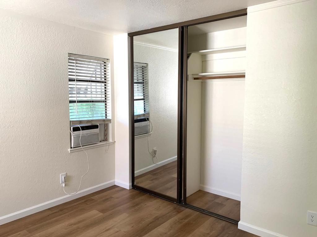 Image 8 of property listing at 1672 Branham Park Place, San Jose, CA 95118