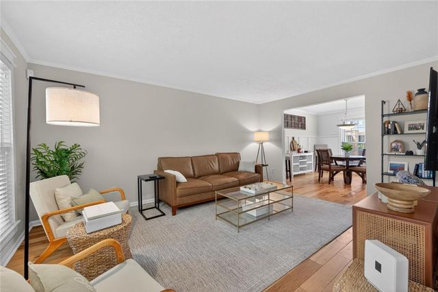 9 Scotland Place NW, Atlanta, GA 30318