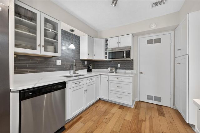 9 Scotland Place NW, Atlanta, GA 30318