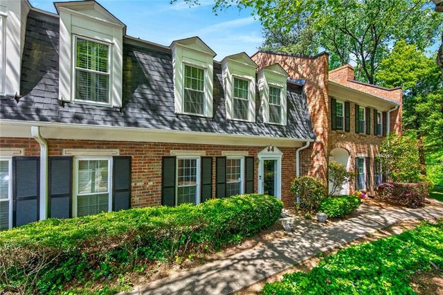 9 Scotland Place NW, Atlanta, GA 30318