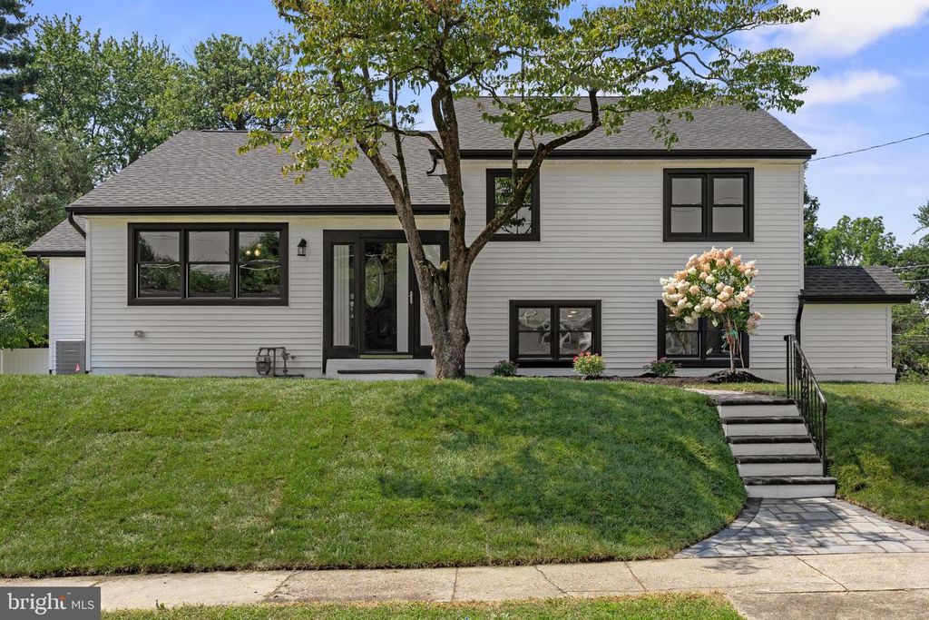 500 HOMESTEAD AVE, Mount Holly, NJ 08060