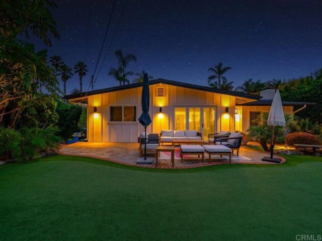 1730 Wilstone Avenue, Encinitas, CA 92024