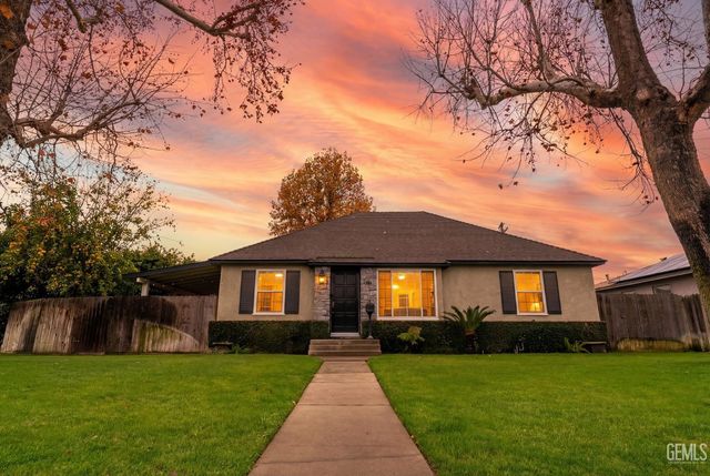 3029 Spruce Street, Bakersfield, CA 93301