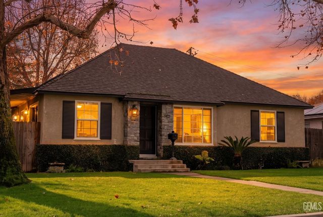 3029 Spruce Street, Bakersfield, CA 93301