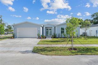 3451 SW 19th St, Fort Lauderdale, FL 33312