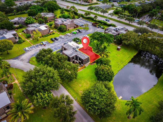 1524 FOREST LAKES Circle A, West Palm Beach, FL 33406