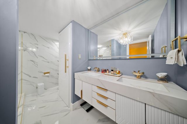 1524 FOREST LAKES Circle A, West Palm Beach, FL 33406