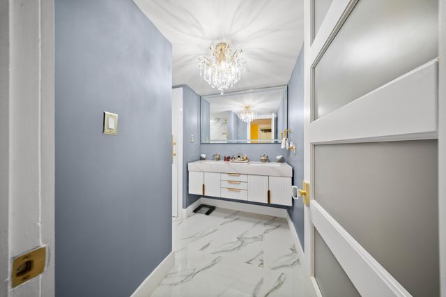 1524 FOREST LAKES Circle A, West Palm Beach, FL 33406