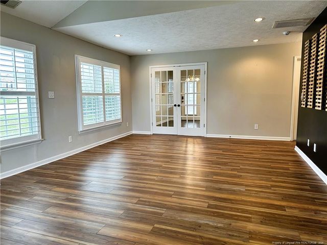 2940 Amelia Drive, Fayetteville, NC 28304
