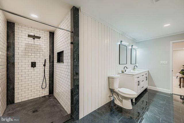 2 HOUNDSTOOTH CT, Owings Mills, MD 21117