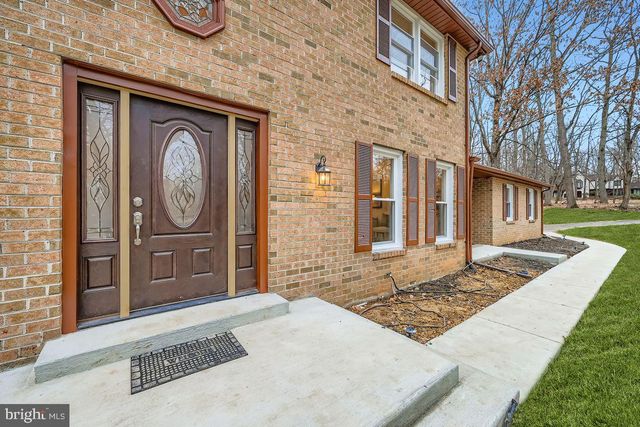 2 HOUNDSTOOTH CT, Owings Mills, MD 21117