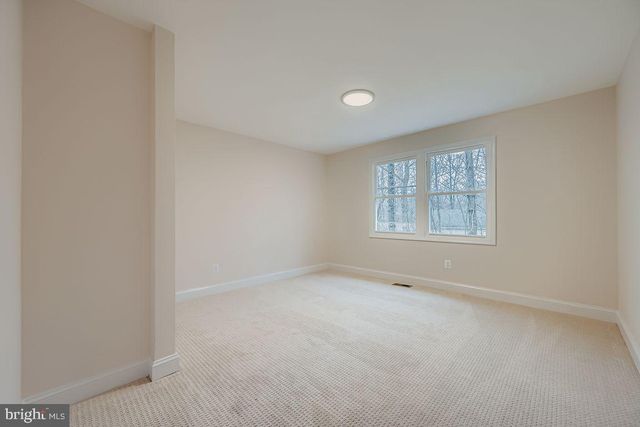 2 HOUNDSTOOTH CT, Owings Mills, MD 21117