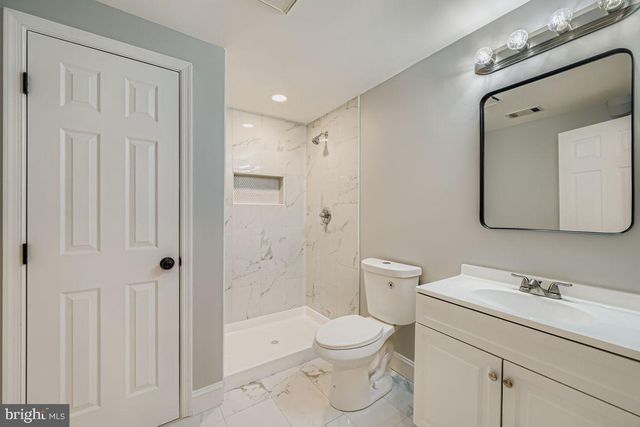 2 HOUNDSTOOTH CT, Owings Mills, MD 21117