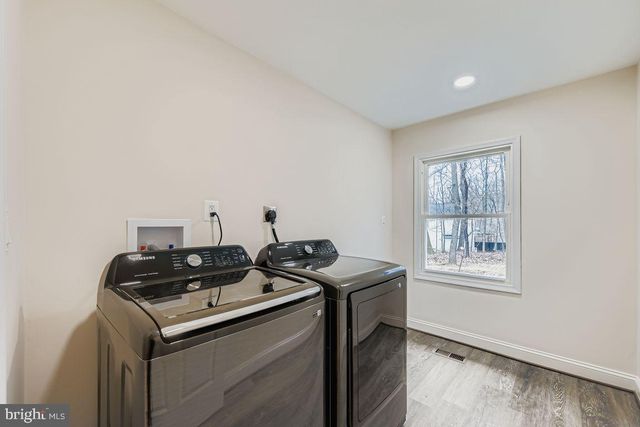 2 HOUNDSTOOTH CT, Owings Mills, MD 21117