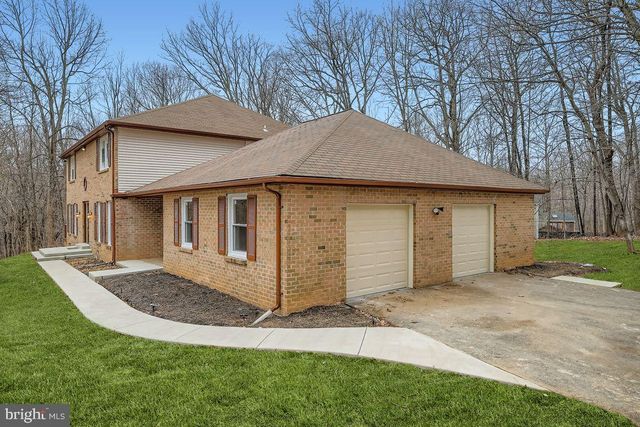 2 HOUNDSTOOTH CT, Owings Mills, MD 21117