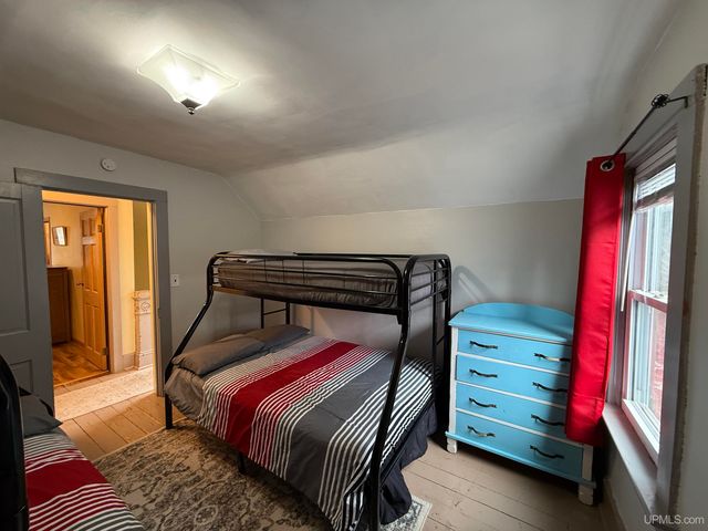 402 Lake Avenue, Ironwood, MI 49938