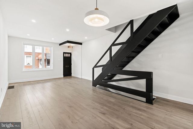 2529 S CAMAC ST, Philadelphia, PA 19148