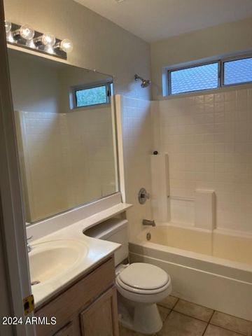 8006 W Adam Avenue, Peoria, AZ 85382