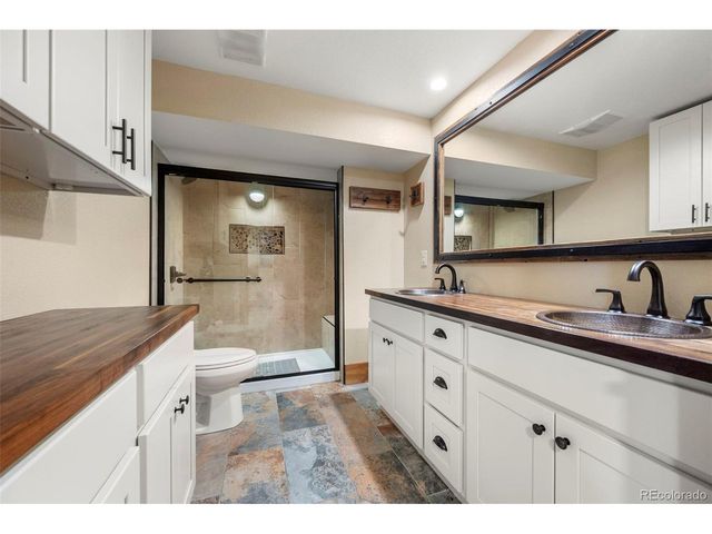 48155 E 56th Ave, Bennett, CO 80102