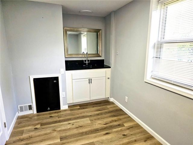 1244 Hickory Wood Drive NE, Woodstock, GA 30188