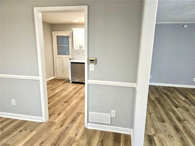 1244 Hickory Wood Drive NE, Woodstock, GA 30188