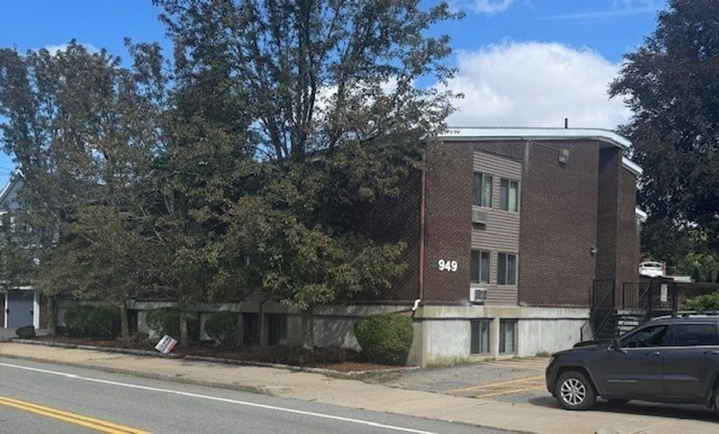 949 Main St 12, Woburn, MA 01801