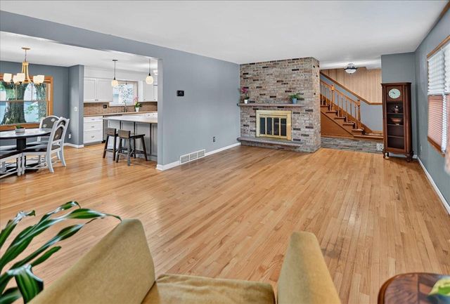 2910 Ravine Drive, Middleton, WI 53562