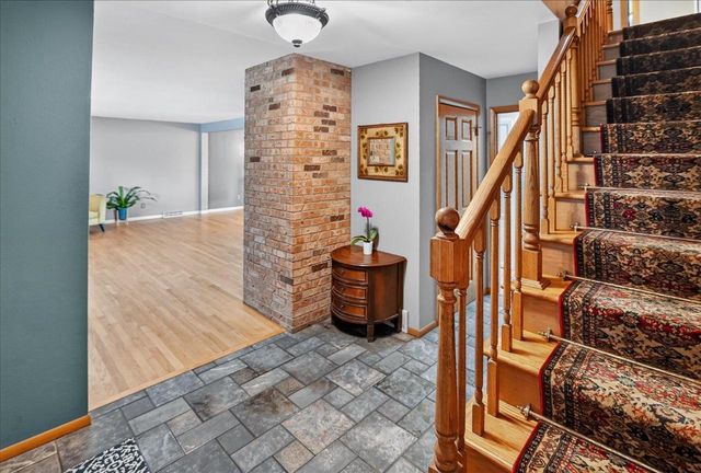 2910 Ravine Drive, Middleton, WI 53562